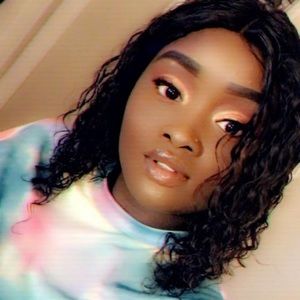 Meet your Posher, Ndeye codou